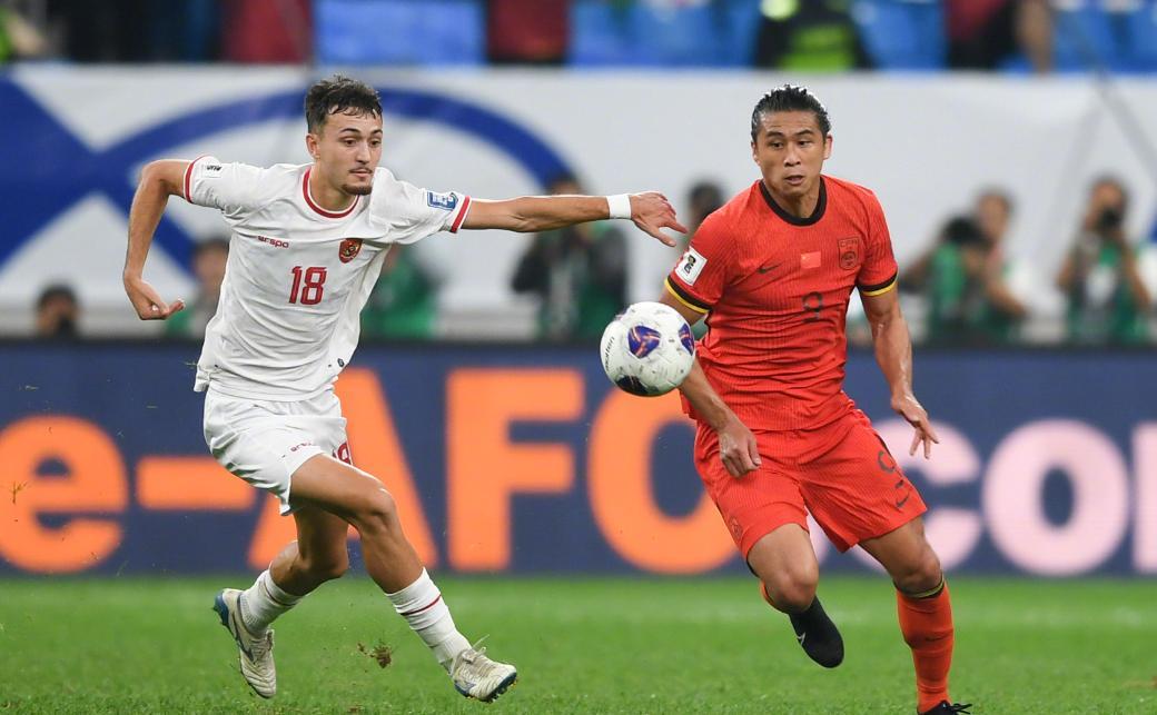 开云下载-热血比赛中球员们豪情万丈，战至最后的简单介绍