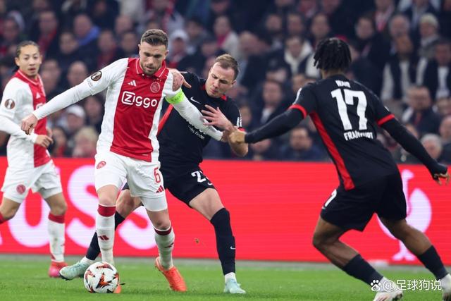 开云下载-阿贾克斯出局欧冠，青训球员迸发表现的简单介绍