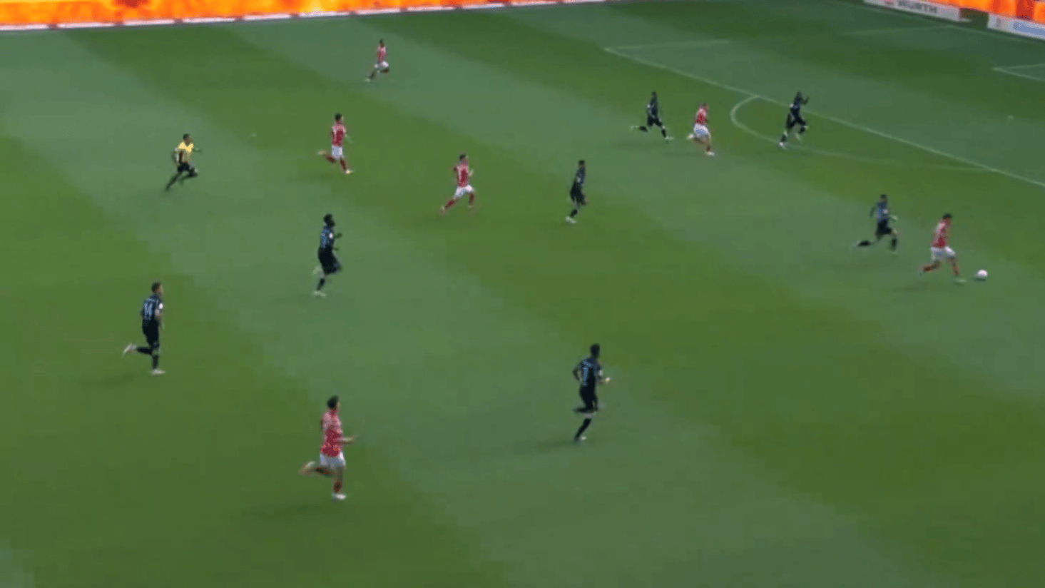 开云APP-美因茨在主场战平对手，表现平稳