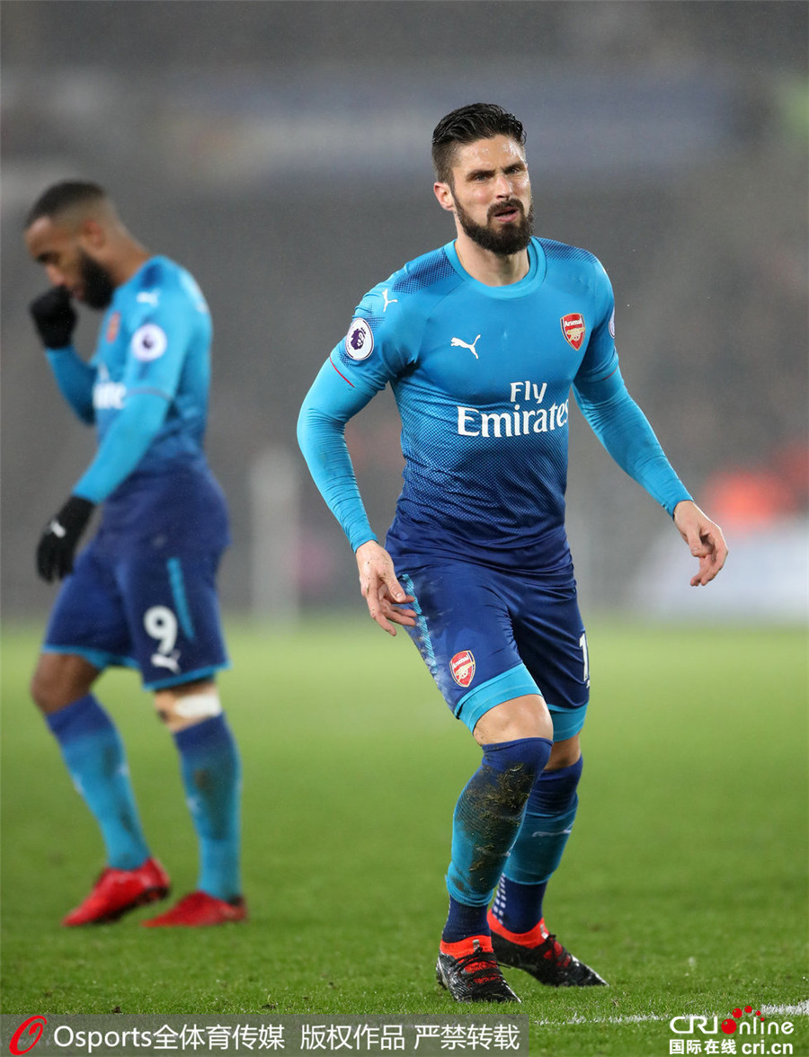厄齐尔助阵阿森纳胜利，球队走向新高峰