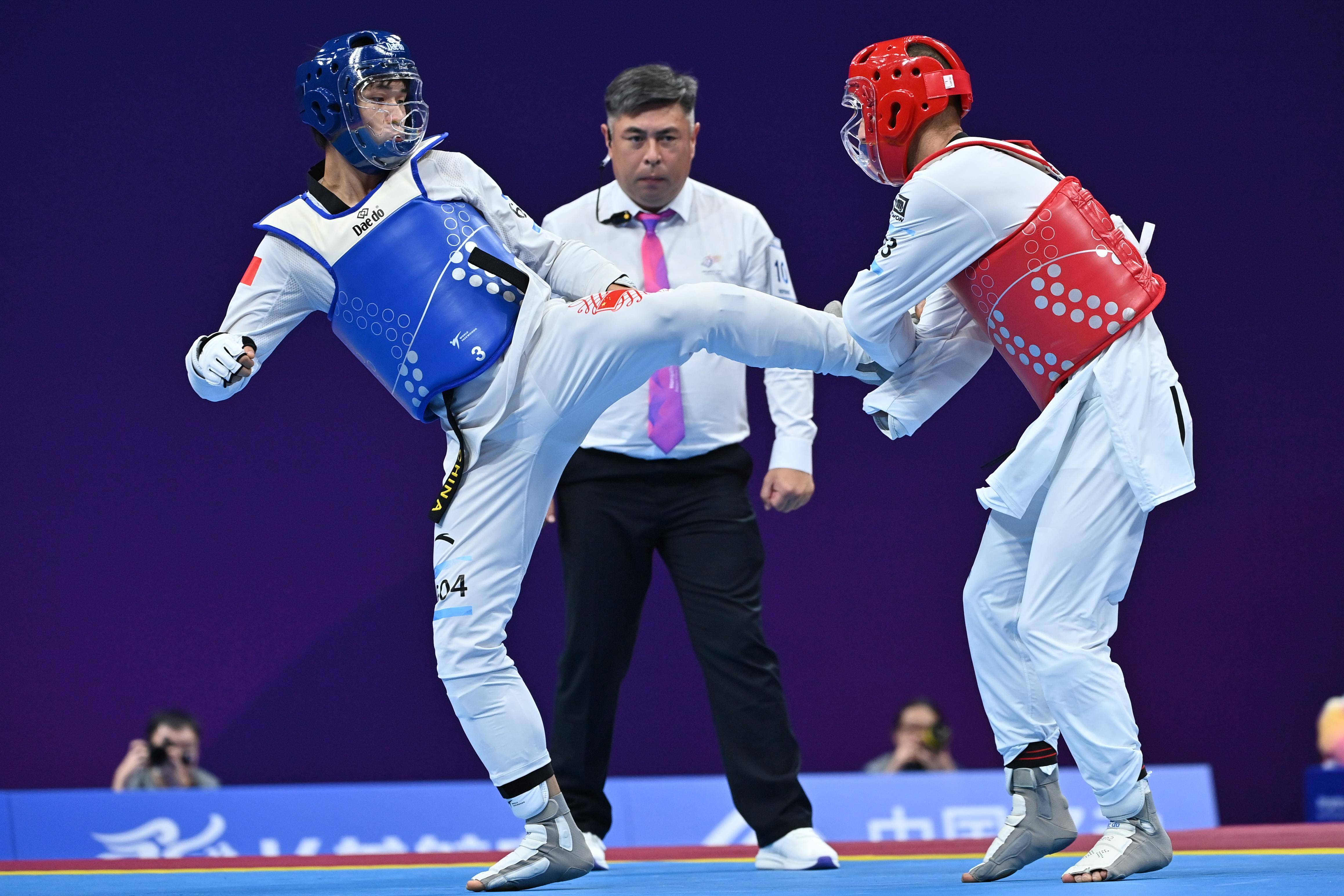 开云体育中国-黎巴嫩选手在跆拳道比赛中夺冠