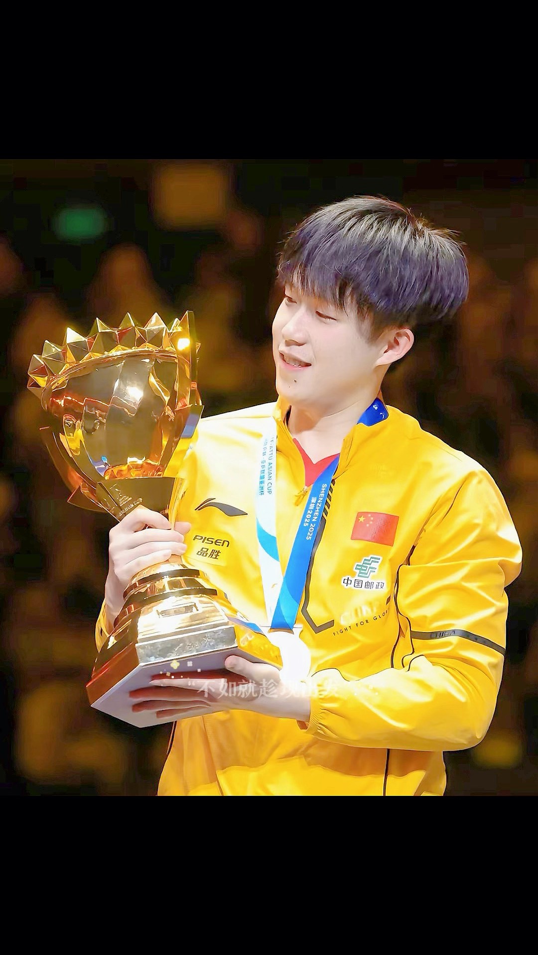 包含新晋冠军崭露头角，斩获胜利的词条