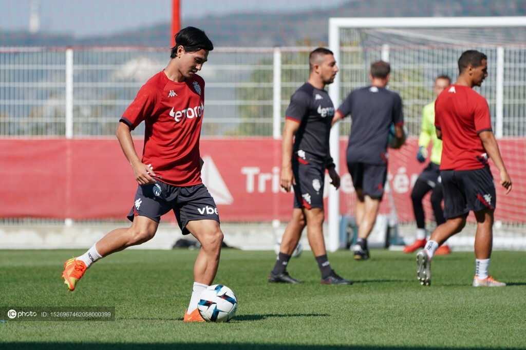 开云体育官网-包含摩纳哥引援成功，新援表现令人眼前一亮的词条