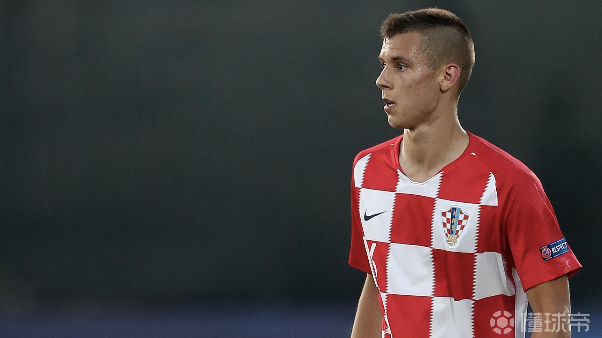 开云平台-包含莱斯特城大胜卡迪夫，保持不败纪录的词条