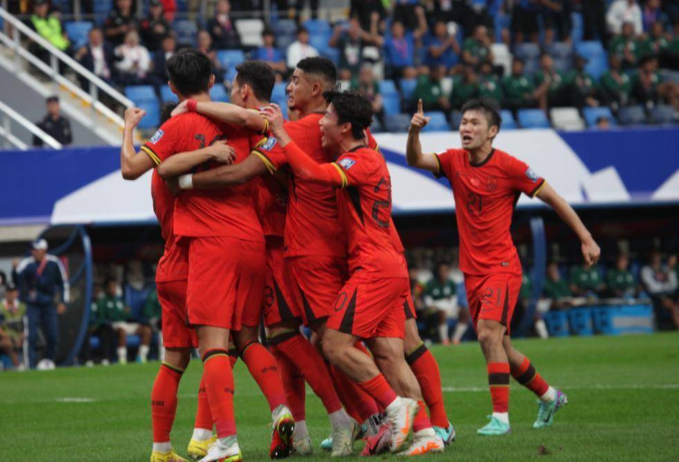 开云体育入口-一场关键比赛中，球队全力以赴，最终赢得胜利