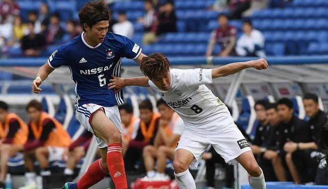 开云体育APP下载-中游球队抢眼表现，力图冲击联赛前列的简单介绍