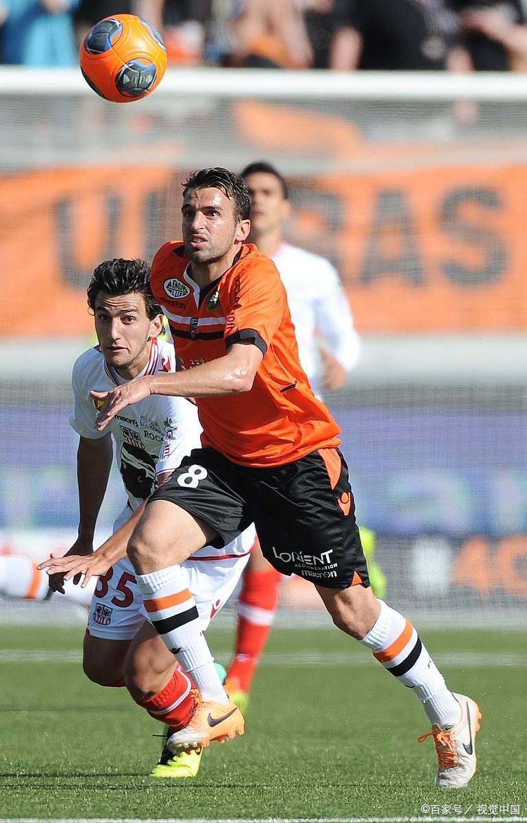 里尔主场大胜阿雅克肖，稳定领先位置的简单介绍