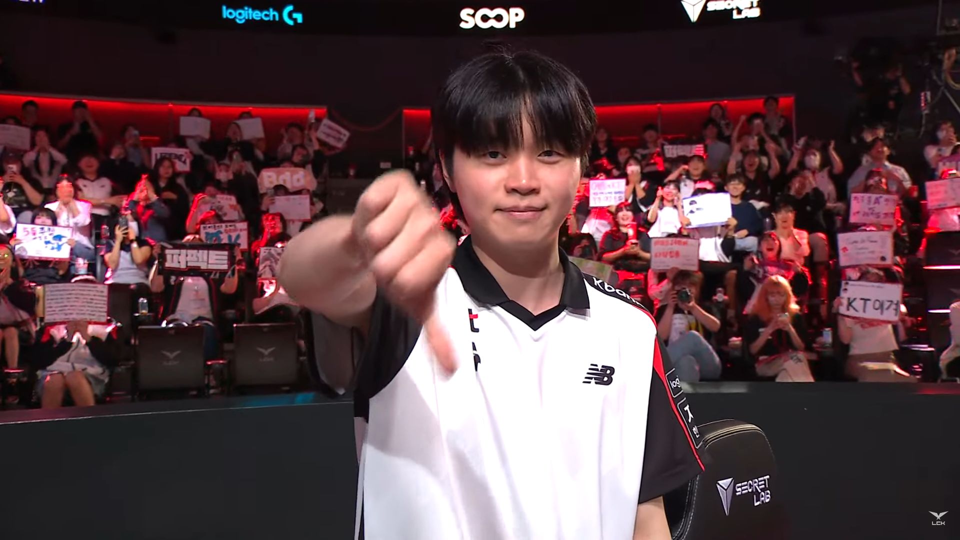 开云体育在线-关于DK鏖战FPX，Hanssama线上压制力十足激烈交锋八强赛，留下经典瞬间的信息