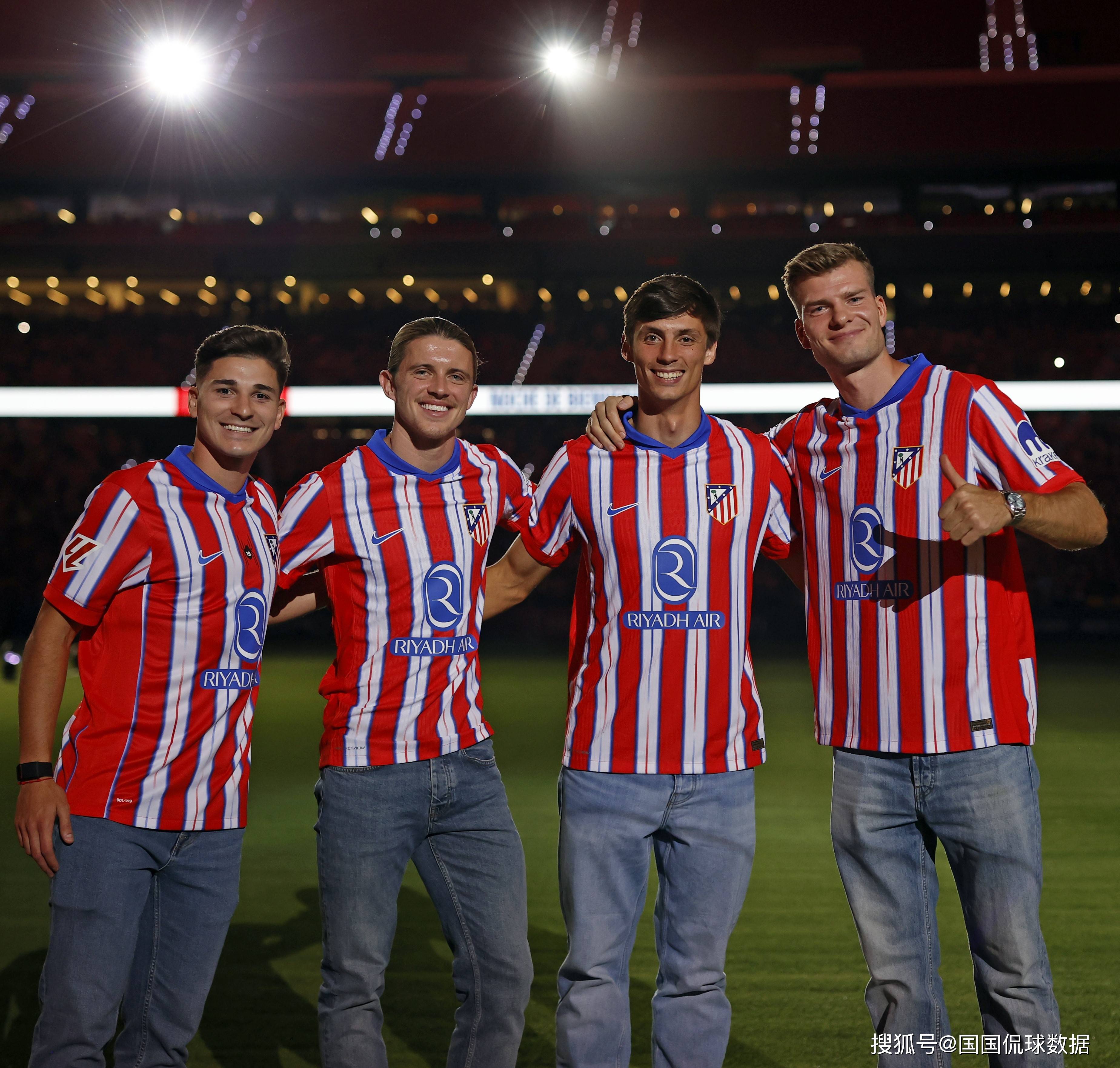 观众热情看好德国足球联赛中的黑马球队的简单介绍