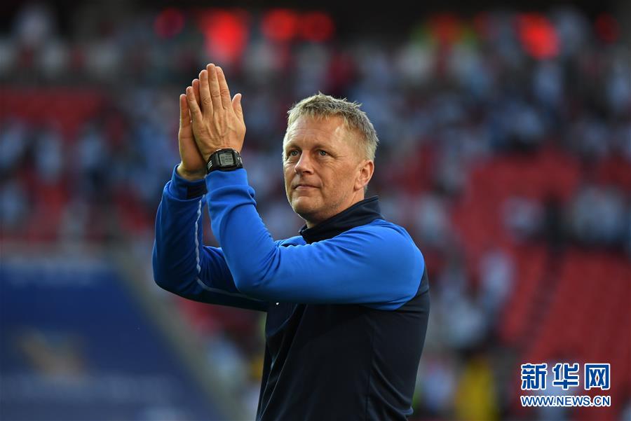 开云体育官方网站-湖人球员回归，梅西点球稳定领跑