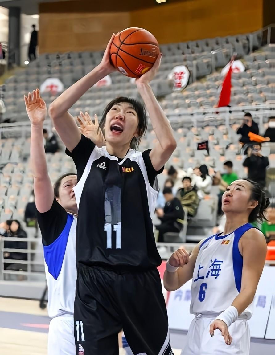 开云下载-四川女篮运球得当，实现惊人逆转