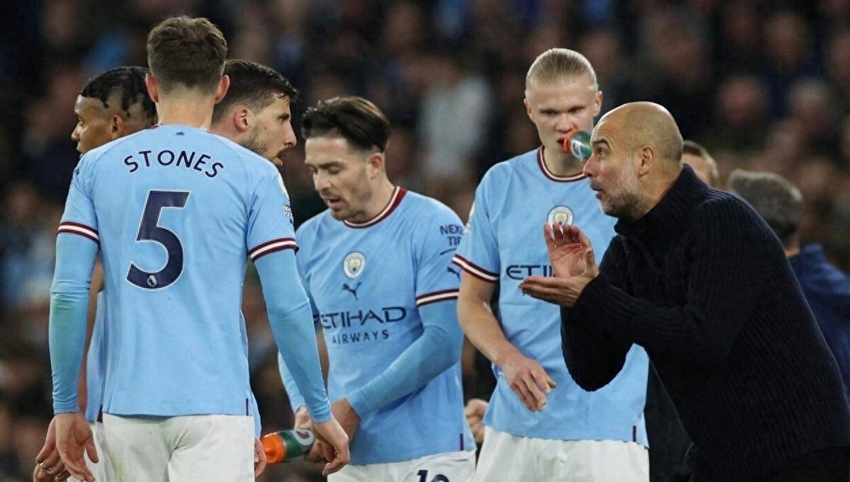 开云体育在线-曼城遭遇劲敌，客场惜败遗憾落败