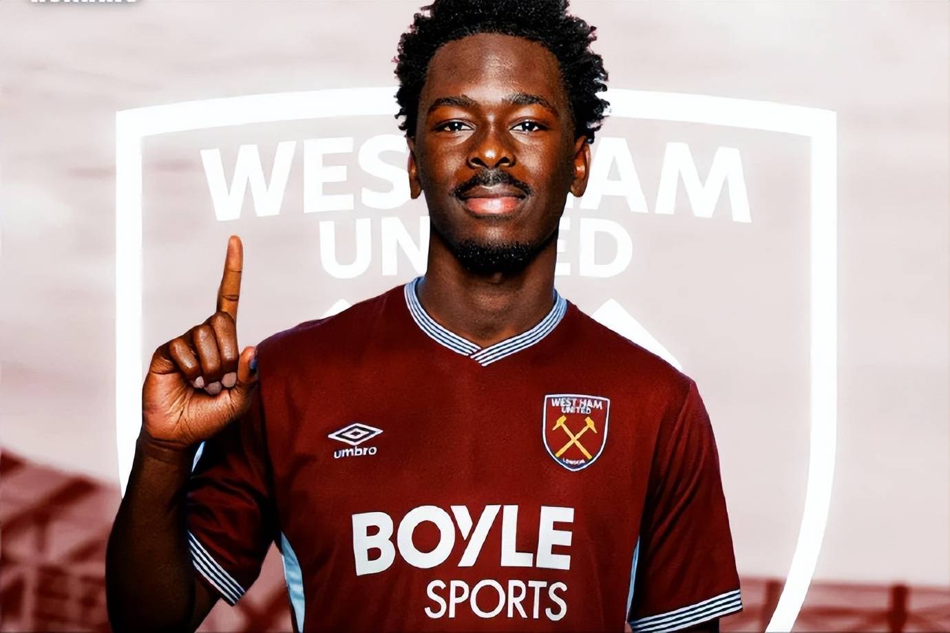 摩纳哥中场技术抢眼惹人注目