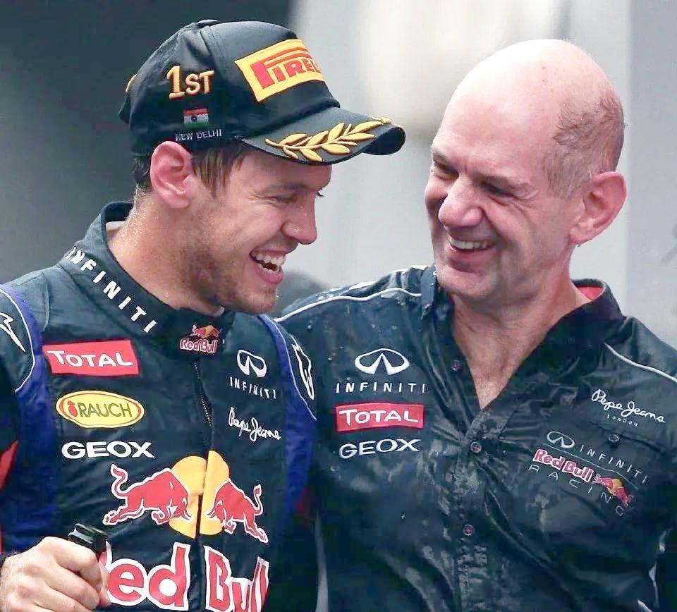 开云平台-红牛车队轻取雷诺车队，拉塞尔扛起全队的简单介绍