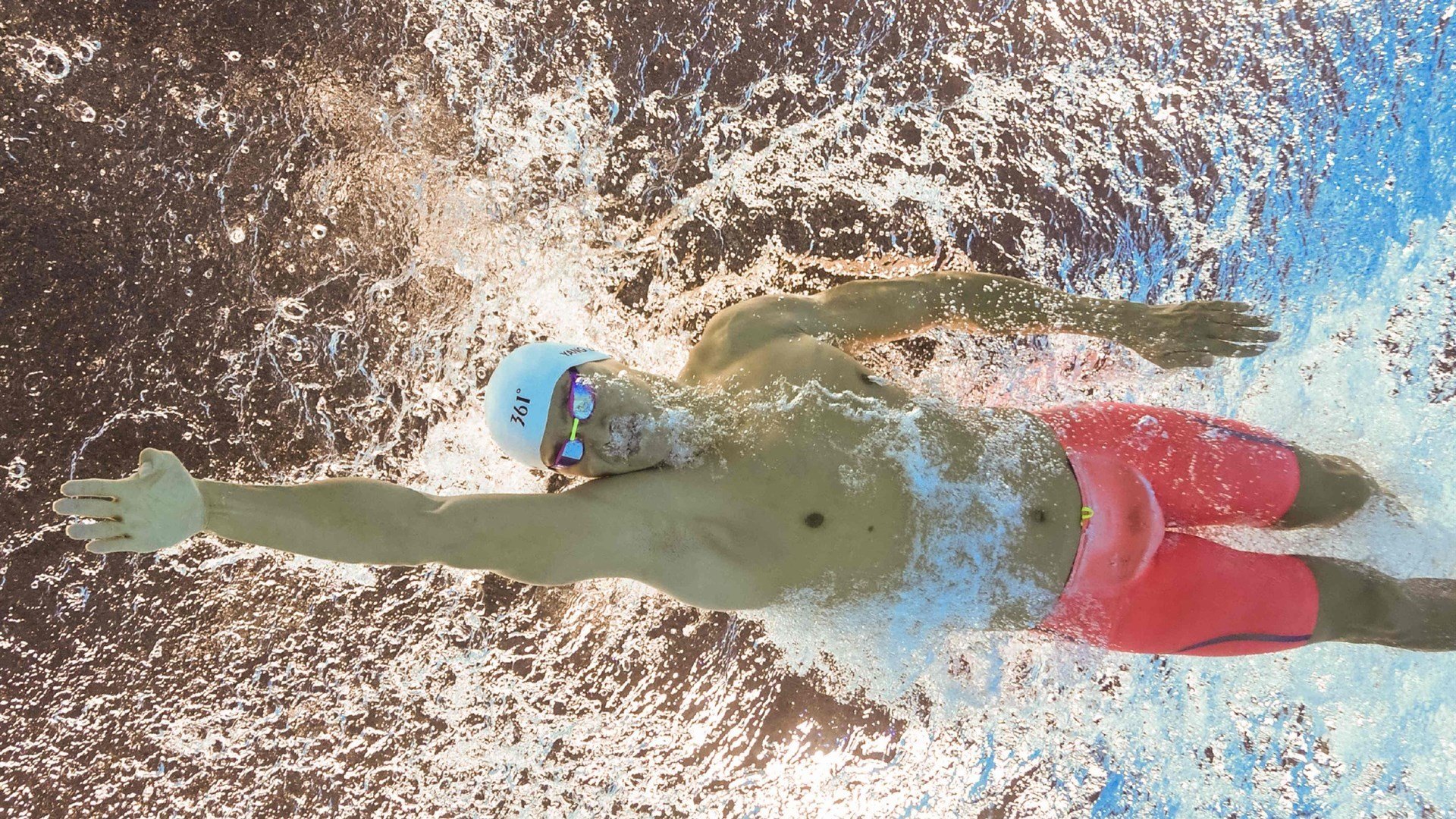 东方巨龙狂啸撒哈拉，山西队跨洋击溃国王，范弗利特化身关键先生